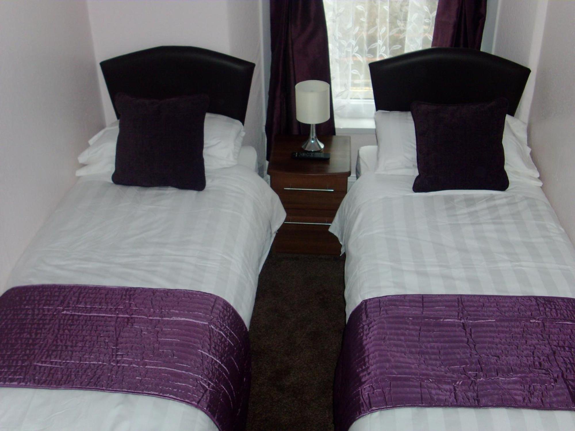 Guest house Farnham 4*