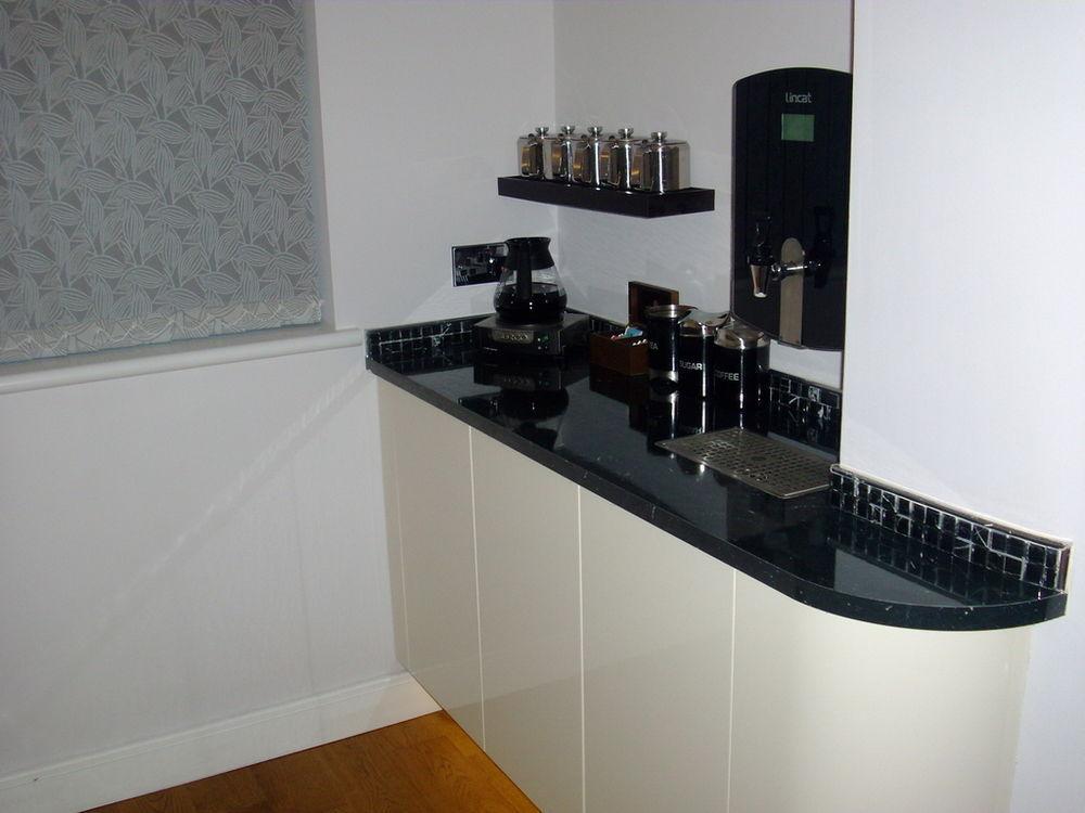 Farnham Guest house 4*